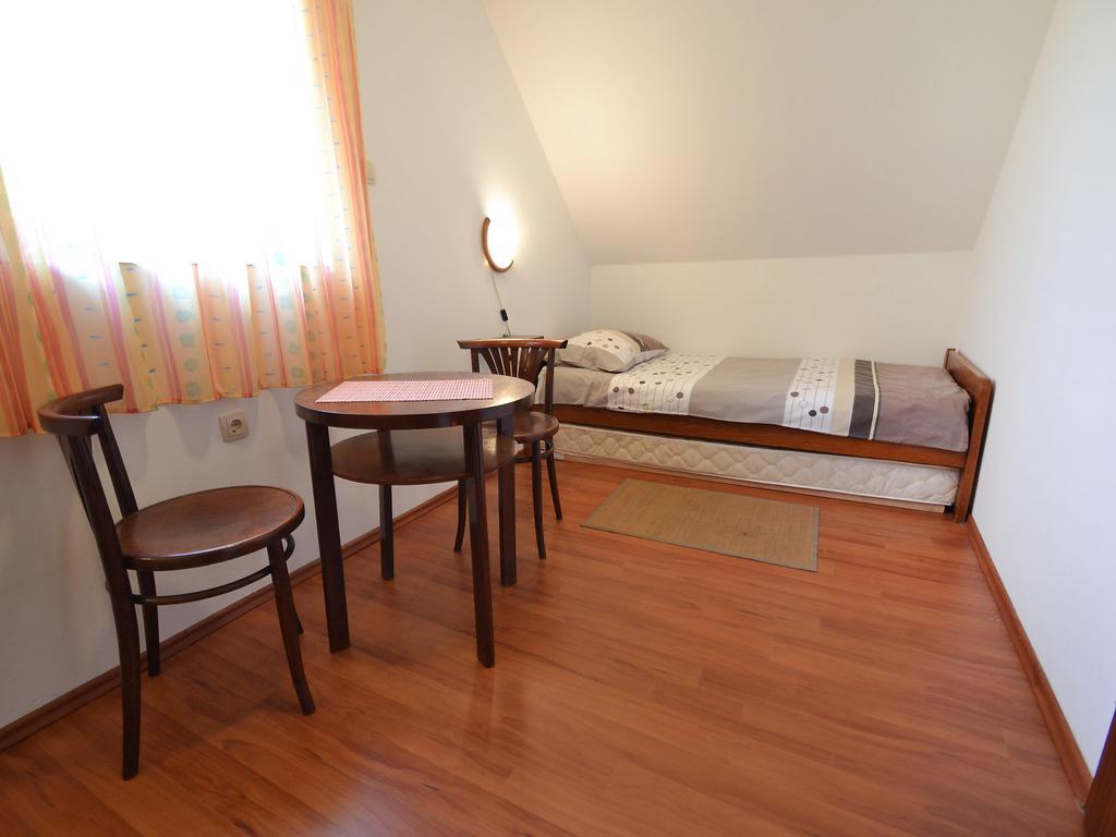 Holiday Home Coprnicka Hisa Skrad Exterior photo